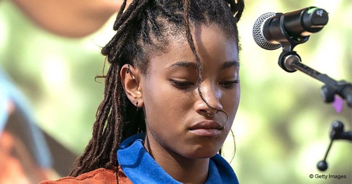 Willow Smith Opens up about an Awkward Moment She Once Had during a(00)