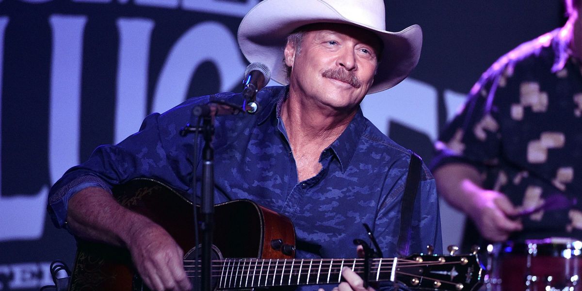 After a Shocking Diagnosis, Alan Jackson Nearly Lost His Wife – How Their 46-Year Marriage Survived