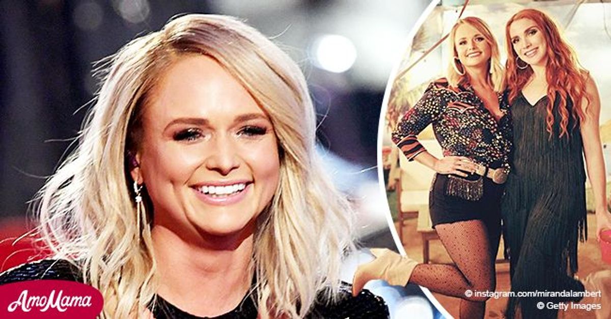 Miranda Lambert Pays Tribute To Country Music Star Caylee Hammack Check Out Their Adorable Photo 