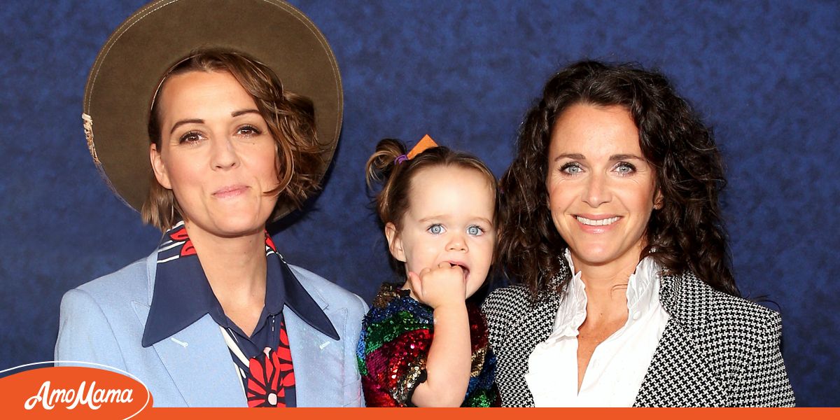 Elijah Carlile Hit the Road with Her Family Shortly after Her Birth