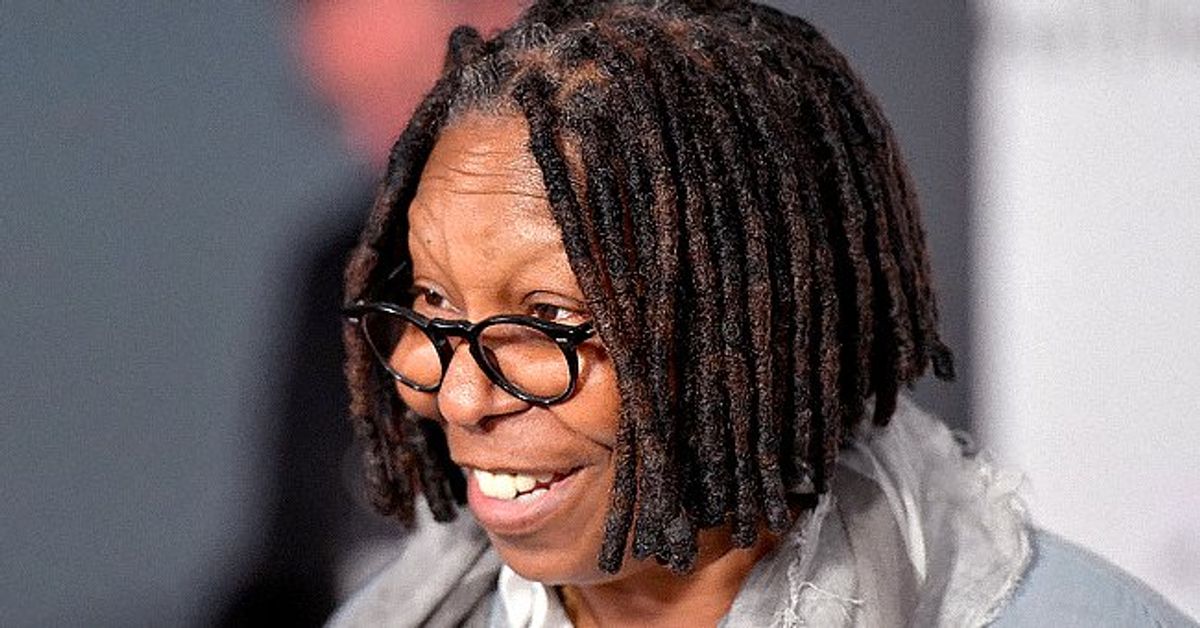 'The View' Host Whoopi Goldberg Signs FourYear Contract Deal to Remain(02)