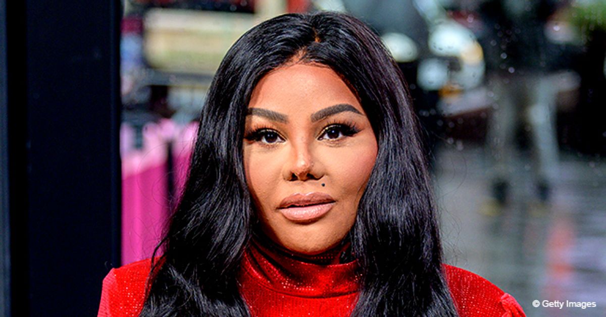 Lil' Kim Mourns the Death of Her Father Linwood Jones in an Instagram Post