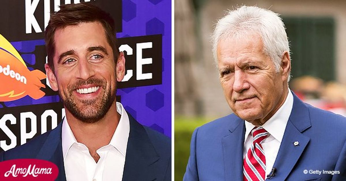 Packers Quarterback Aaron Rodgers Reveals He Will Guest Host on ...