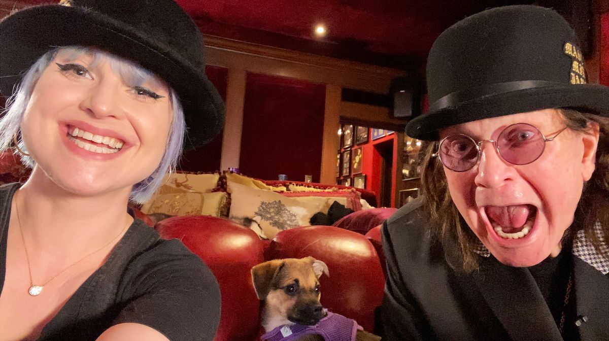 Kelly Osbourne Admits to Concerning Weight Loss After Dad Ozzy Osbourne’s Death, Details Recovery image 4