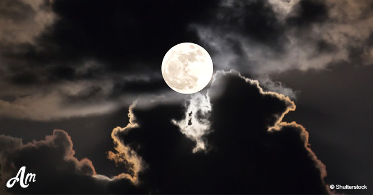 Lunar Phenomenon Rare Harvest Moon Will Appear This Friday the 13th
