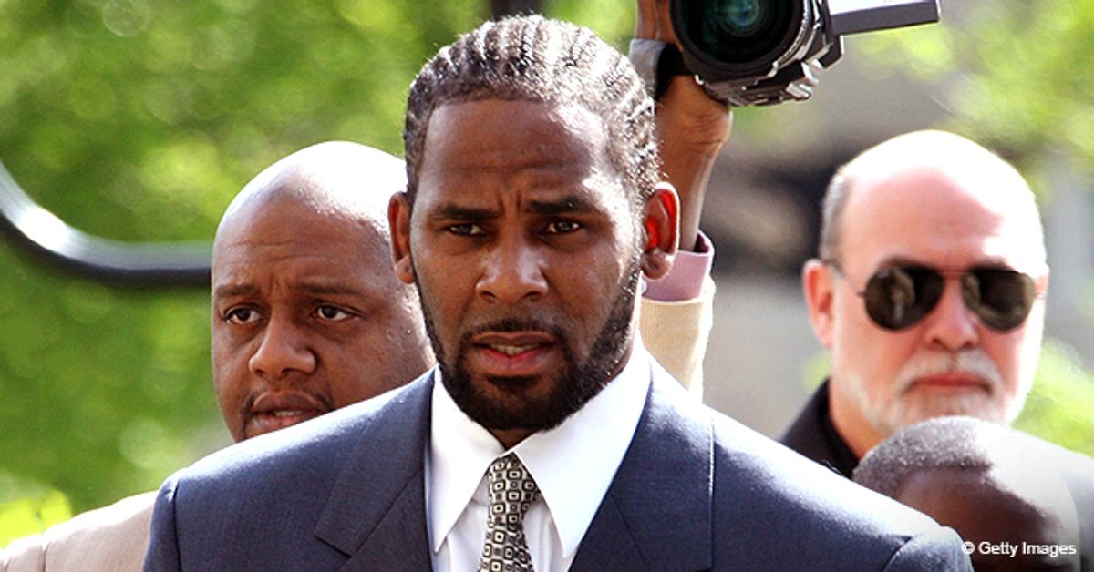 R Kelly Reportedly Hit with Legal Papers from Mississippi Sheriff over ...