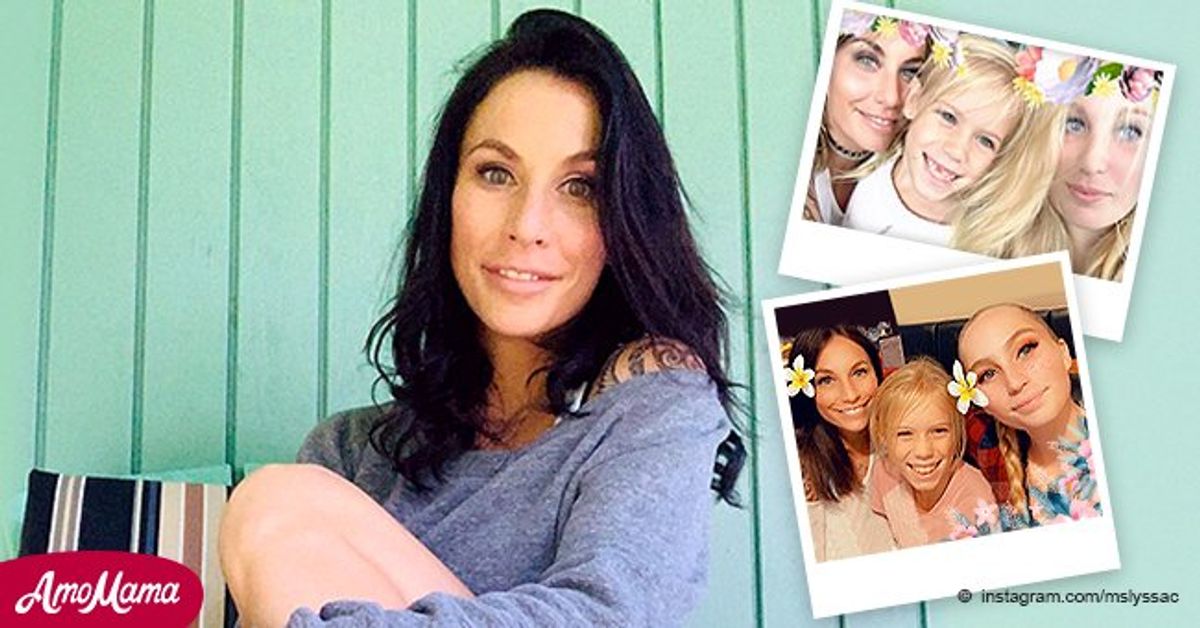 Lyssa Chapman Shares Sweet Photo with Daughters