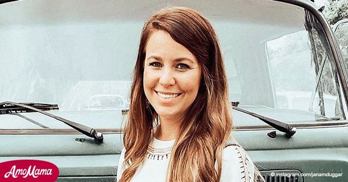 Jana Duggar Talks about Being 30 and Single in a Family Where Eight
