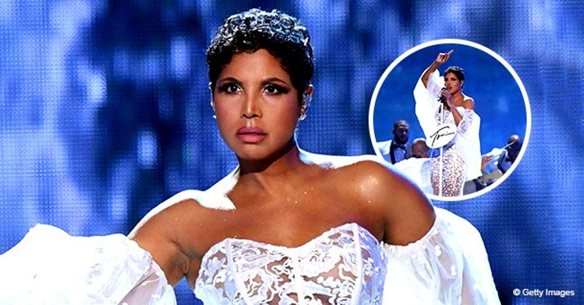 Toni Braxton Dazzles in White Dress as She Performs 'Unbreak My Heart