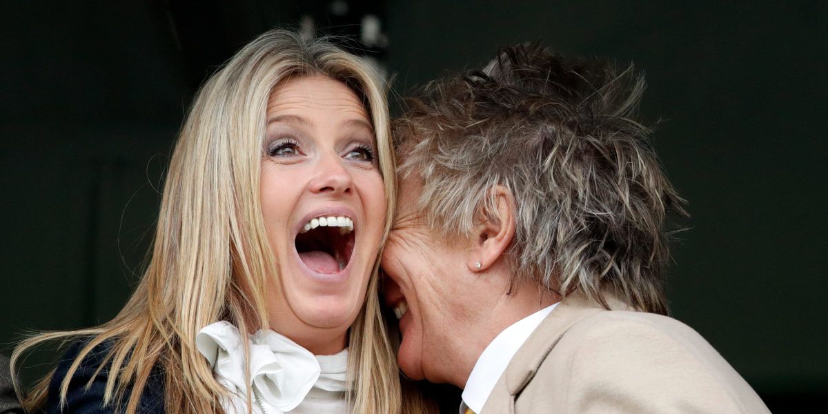 Penny Lancaster Posts Intimate Photo with Rod Stewart After His Health News, and the Song She Chose Says It All — Photos