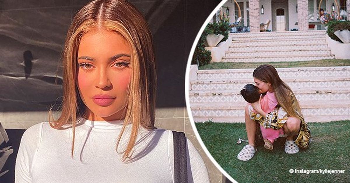 Kylie Jenner Kisses Daughter Stormi during a Sweet MotherDaughter Moment