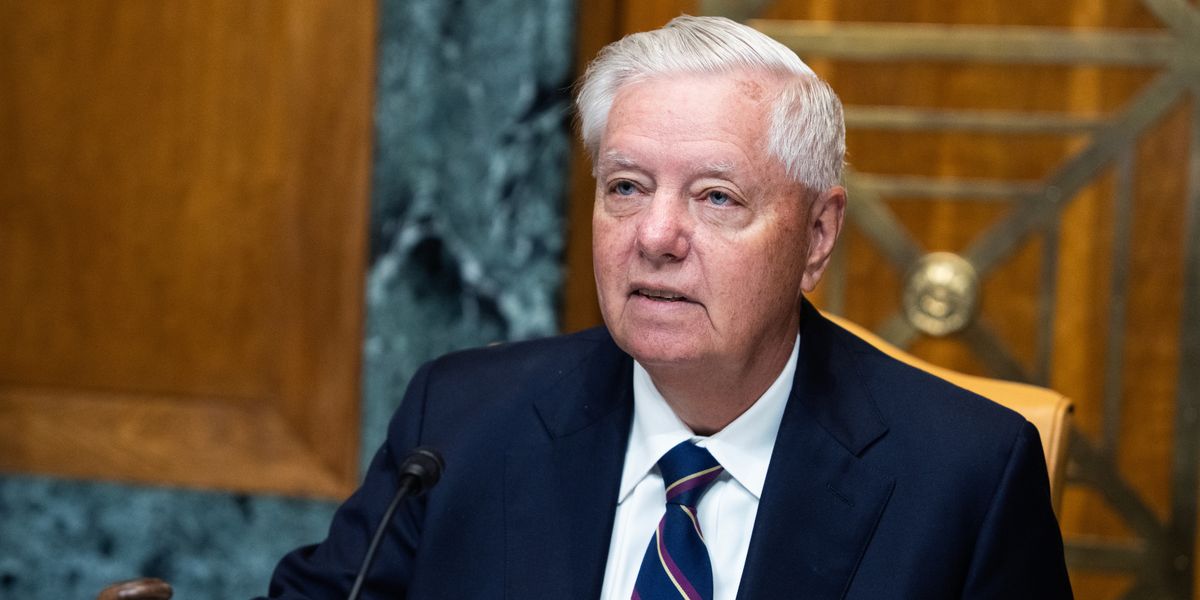 Lindsey Graham, 71, Passes Away After Ukraine Trip — Emergency Audio from His Home Revealed