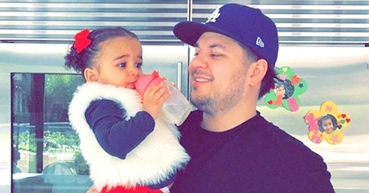 Rob Kardashian Posts Adorable New Snap of Daughter Dream in Pink(00)