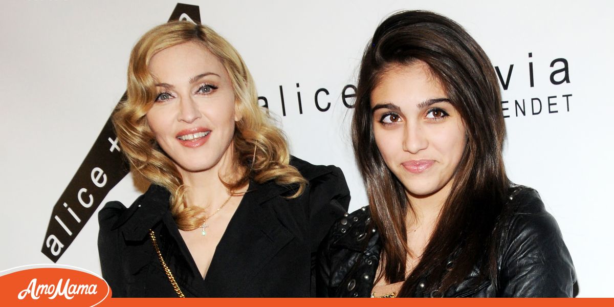 Madonna's Daughter Lourdes Leon Shows off Her Body Wearing Only Purses(02)
