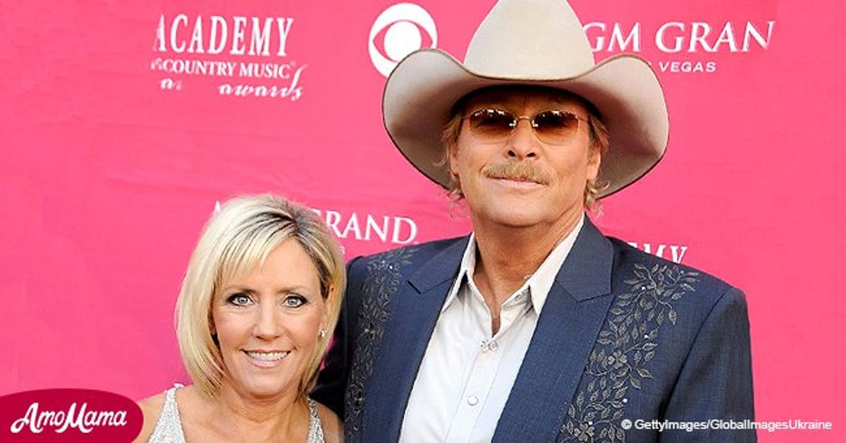 Country singer Alan Jackson celebrates 39 years as a happily married man