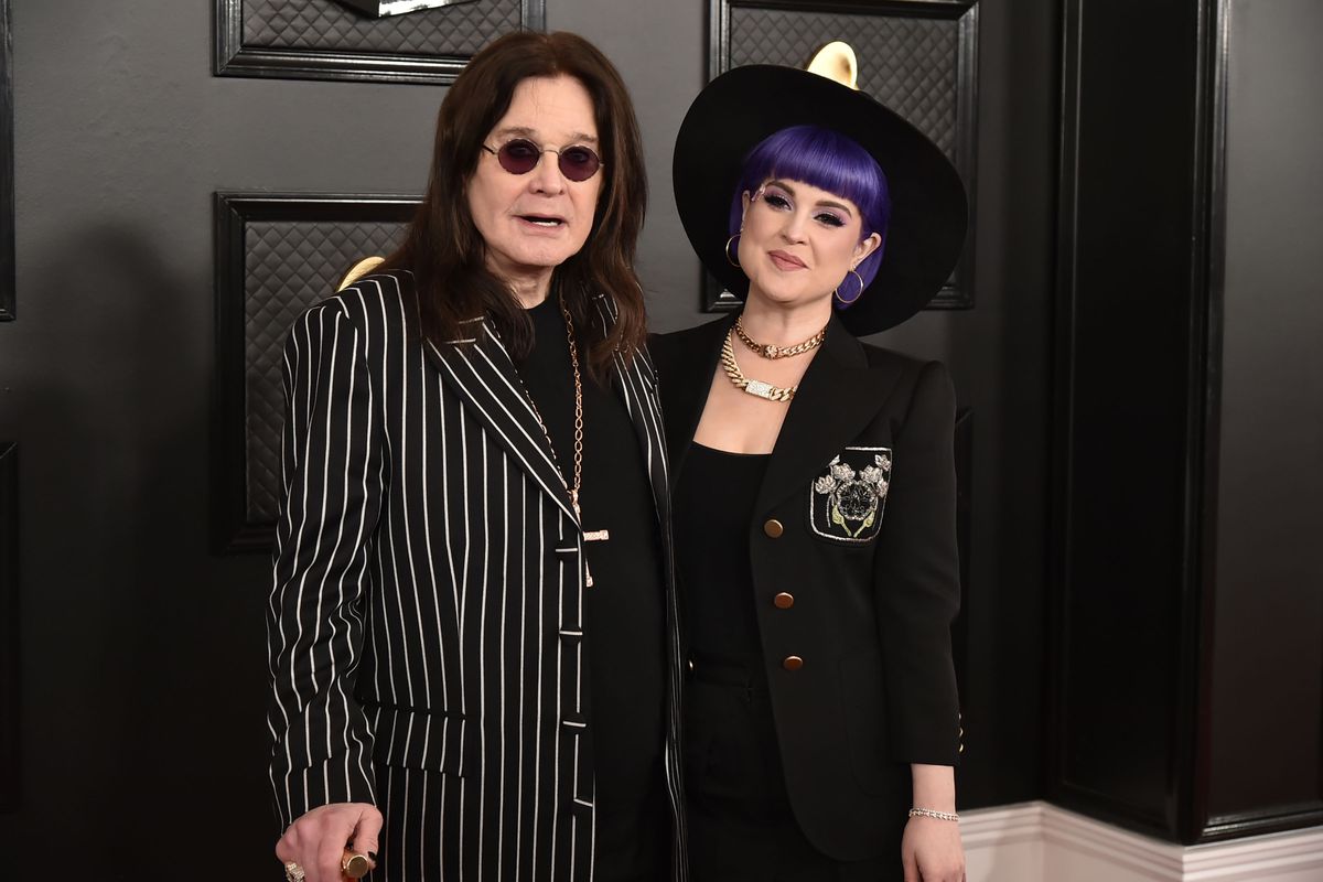 Kelly Osbourne Admits to Concerning Weight Loss After Dad Ozzy Osbourne’s Death, Details Recovery image 3