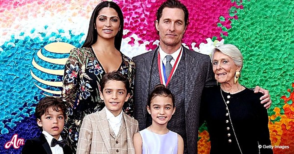 Matthew McConaughey Reflects on the Relationship His Mom, 88, Has with ...