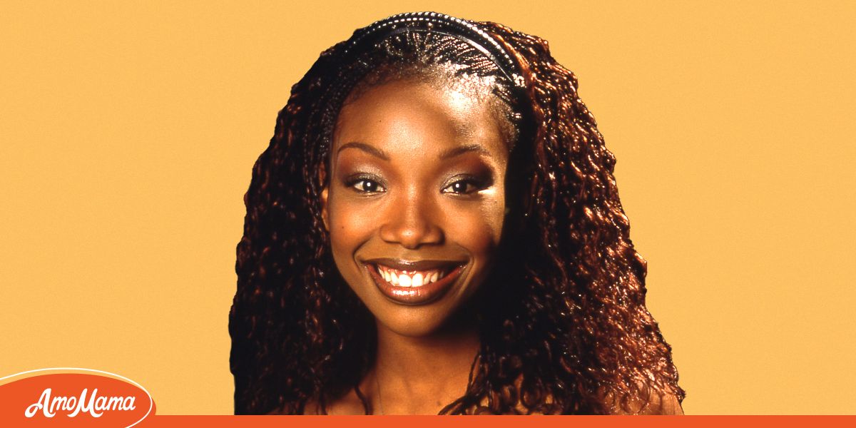 Brandy's Daughter Flaunts Blonde Hair & Looks Like Her Mom Who ...