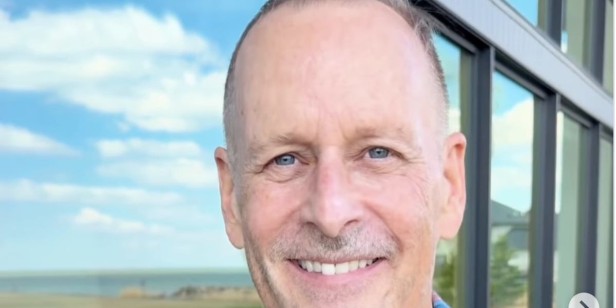 Beloved '90s Actor Shares Health Update After Losing 45 Lbs – Rare Video