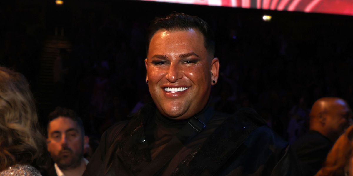 David Potts Ritz British TV Star David Potts Shows Off His Body After Losing 4 Stone ...