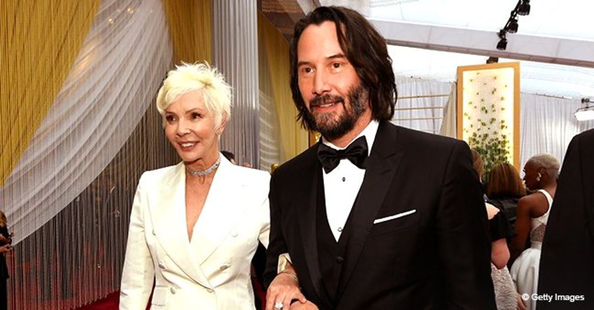 Keanu Reeves from 'The Matrix' Poses on Red Carpet with His Beautiful ...
