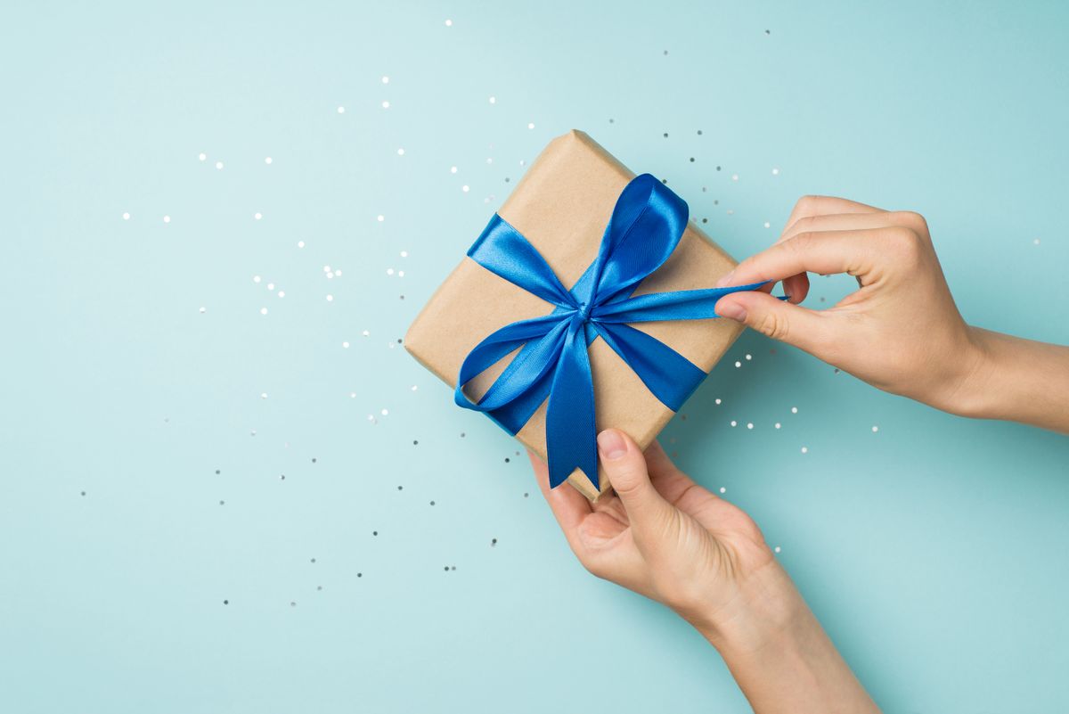 People Name the Worst Gifts They've Ever Received