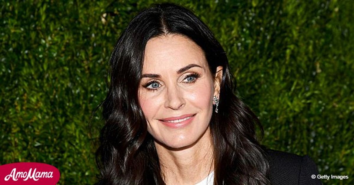Here's a Glimpse inside Courteney Cox's Stunning Home in Malibu